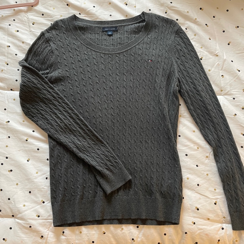 Tommy Hilfiger cable knit grey sweater